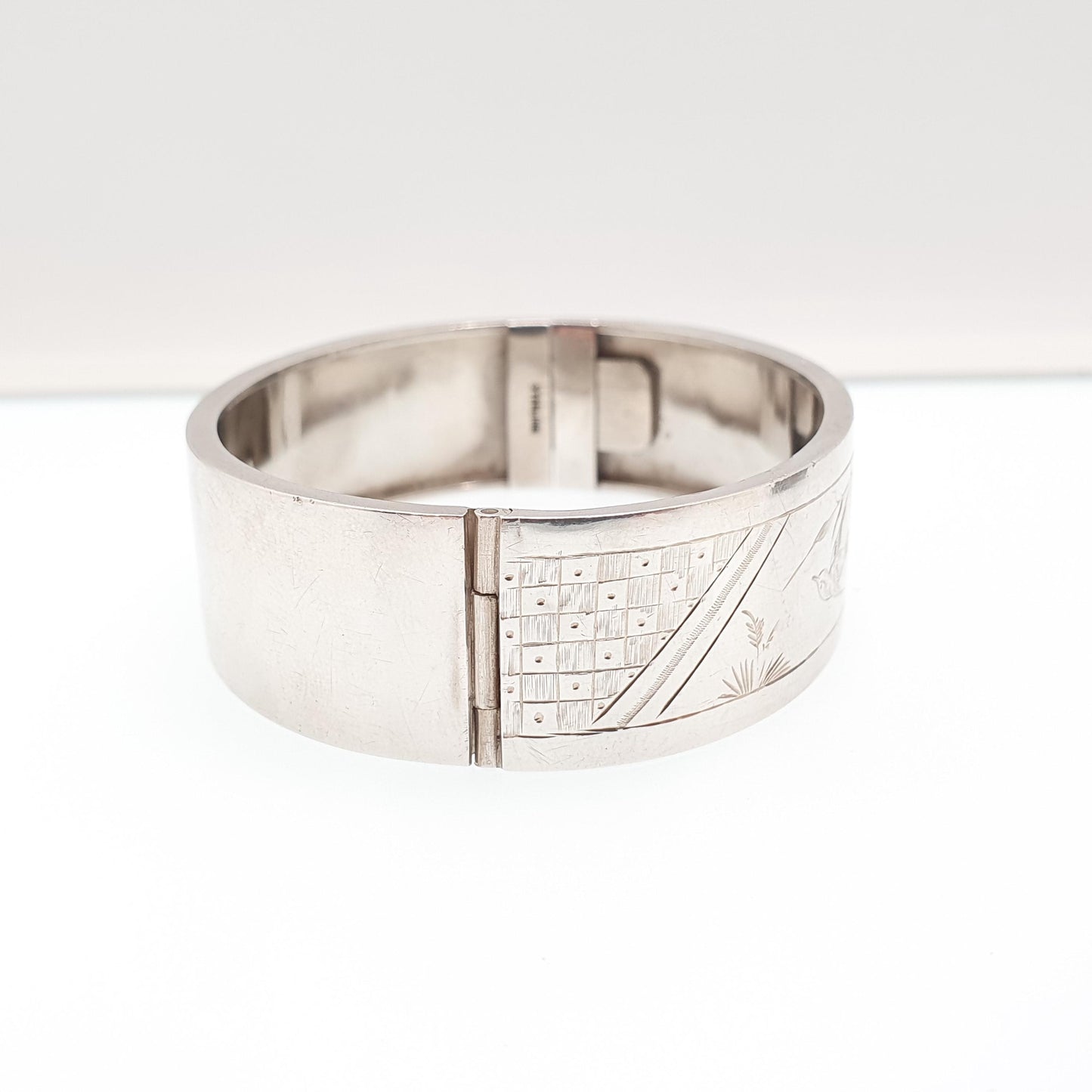 Antique Victorian Sterling Silver Bird Bracelet Bangle Hand Engraved Aesthetic 25.17g Songbird Swallow Vintage Womens Jewelry Jewellery