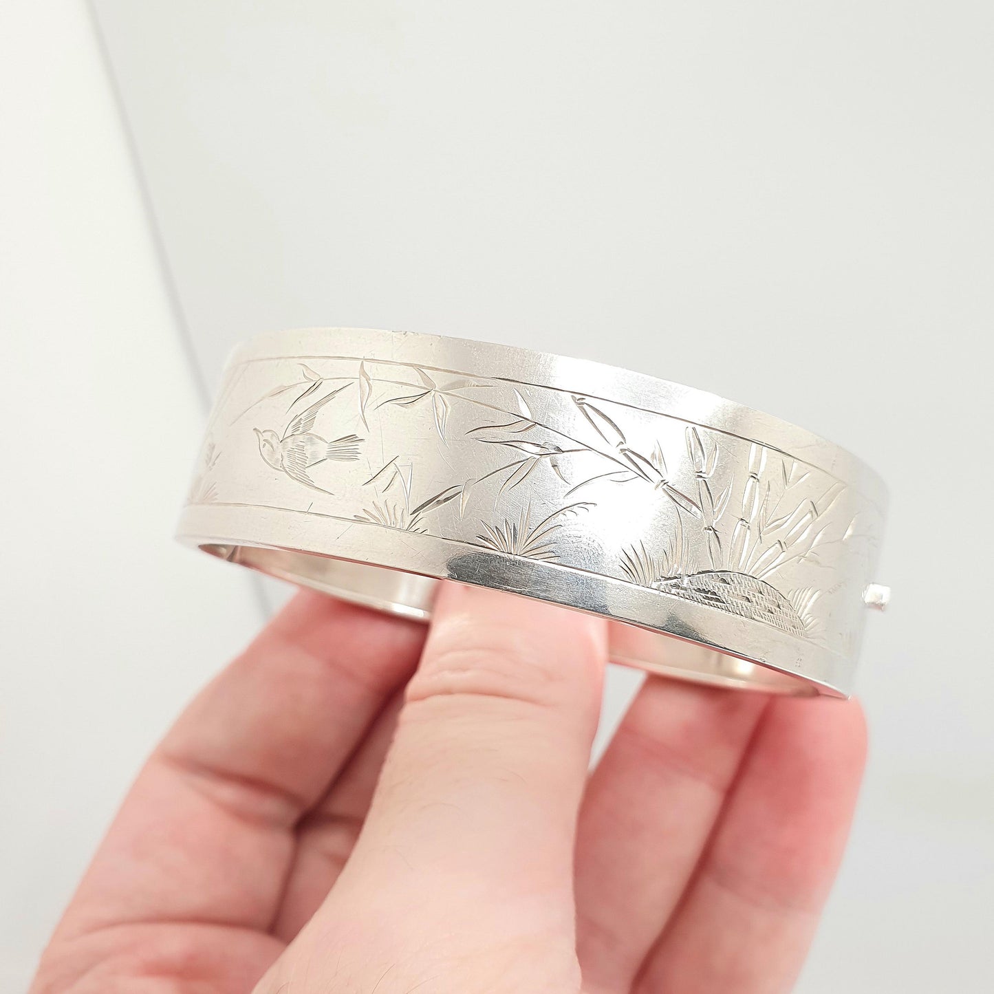 Antique Victorian Sterling Silver Bird Bracelet Bangle Hand Engraved Aesthetic 25.17g Songbird Swallow Vintage Womens Jewelry Jewellery