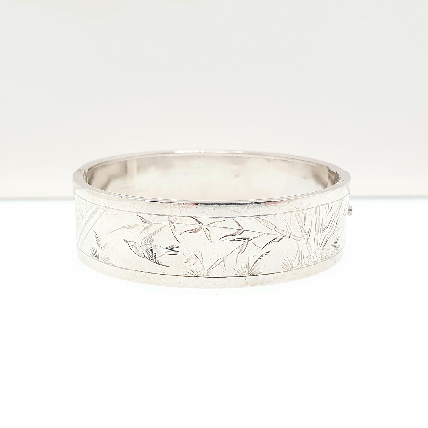 Antique Victorian Sterling Silver Bird Bracelet Bangle Hand Engraved Aesthetic 25.17g Songbird Swallow Vintage Womens Jewelry Jewellery