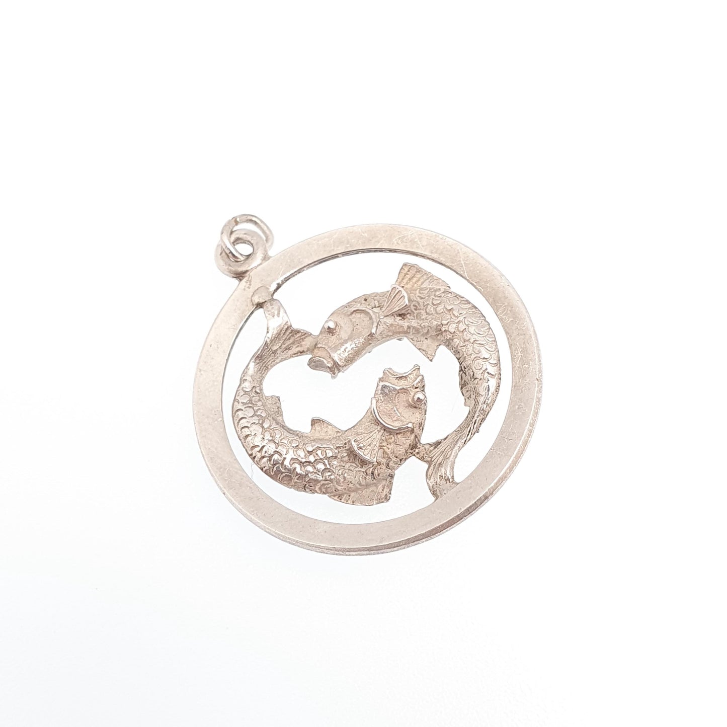 Vintage Solid Silver Pisces Pendant Necklace Astrological Star Sign Fish Zodiac Retro Unisex Animal Sea Creature Jewelry Jewellery
