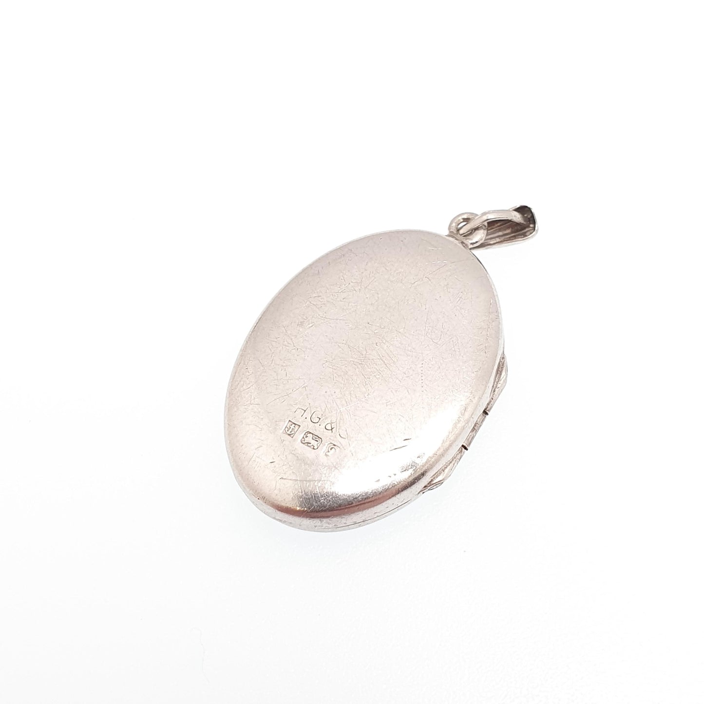 Vintage Sterling Silver Locket Aires Ram Zodiac Pendant Necklace Engraved 1972 Hallmark Astrological Solid 925 Jewelry Womens Jewellery