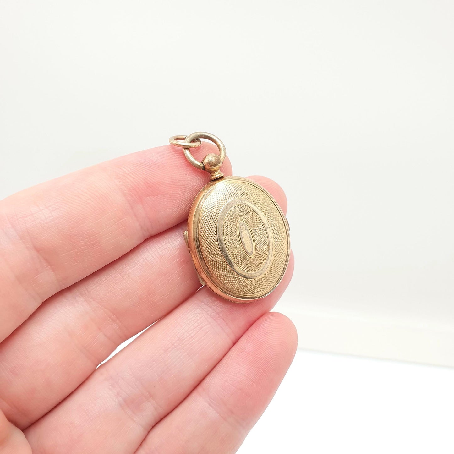 Antique Victorian Rolled Gold Locket Necklace Pendant Gold Filled Engine Turned 1800s Oval Vintage Womens Ladies Jewellery Jewelry