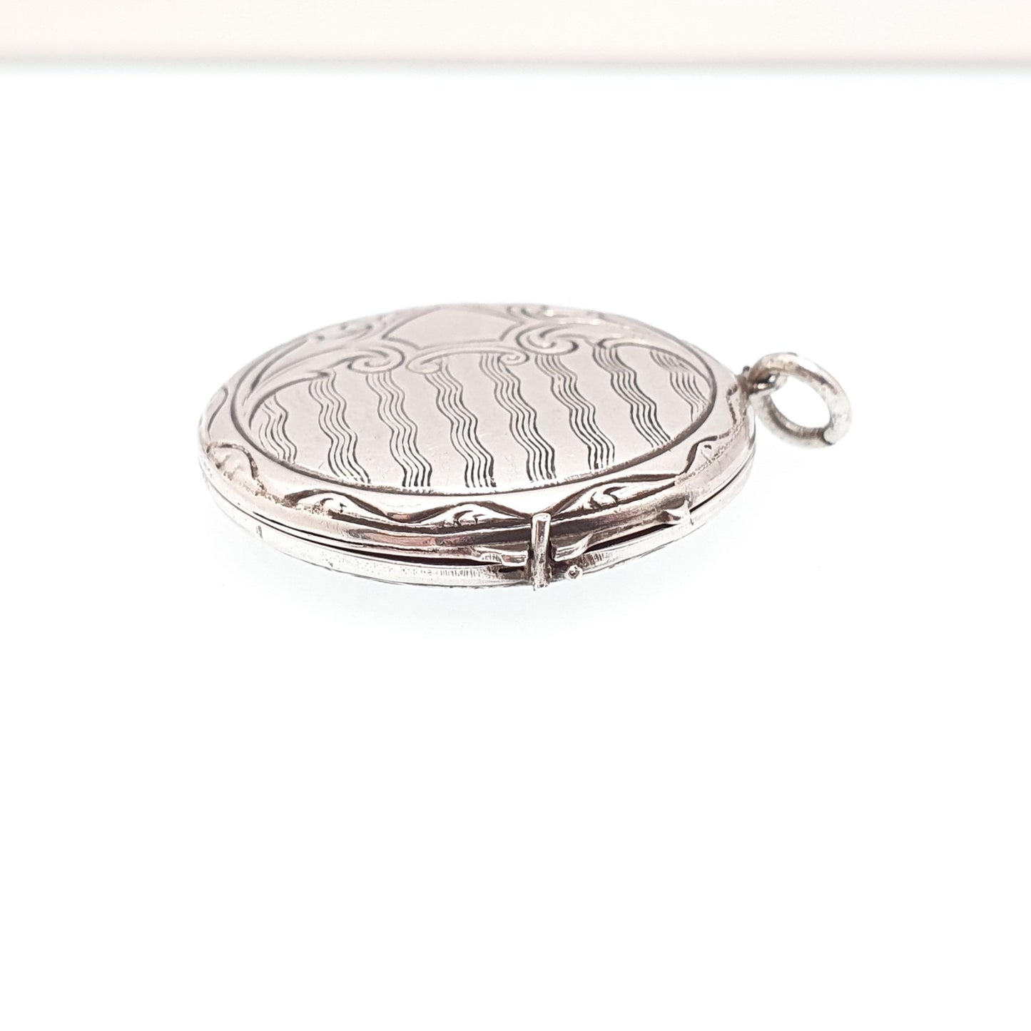 Antique Sterling Silver Round Locket Pendant Necklace 1910s Circle Engraved Solid 925 Vintage Picture Photo Womens Jewelry Jewellery