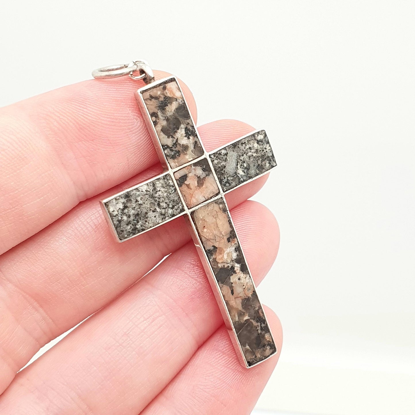 Antique Victorian Solid Silver Scottish Cross Necklace Pendant Aberdeenshire Agate Crucifix Speckled Pink Grey Big Large Vintage