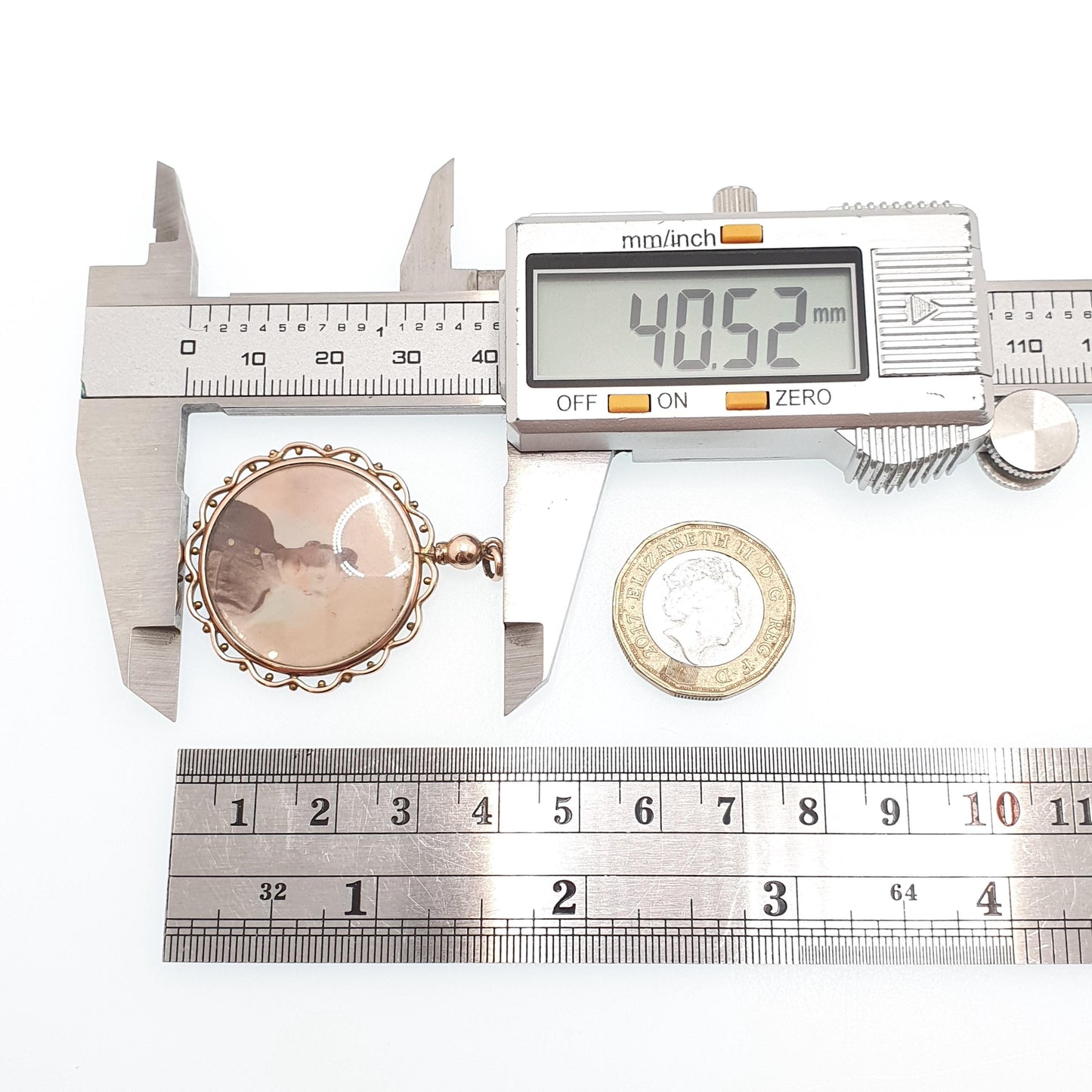 Antique Rose Rolled Gold Locket Picture Pendant Gold Filled Double Sided Round Circle Necklace Photo Vintage