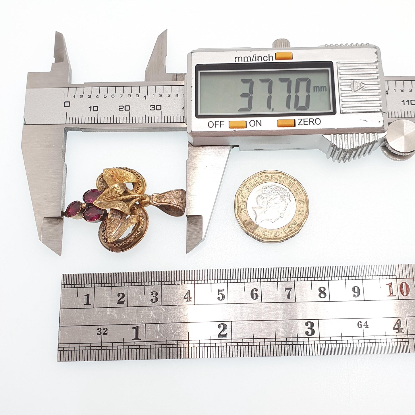 Antique Georgian 15ct Gold Garnet Pendant Necklace Solid 15kt 625 Grapevine Grape Etruscan Foiled Gemstone Vintage