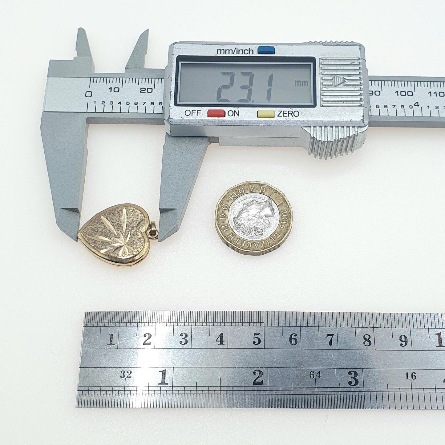 Vintage Rolled Gold Heart Locket Star Engraved Love Gift Necklace Pendant Womens Jewellery Jewelry Engraved Gold Filled Romantic