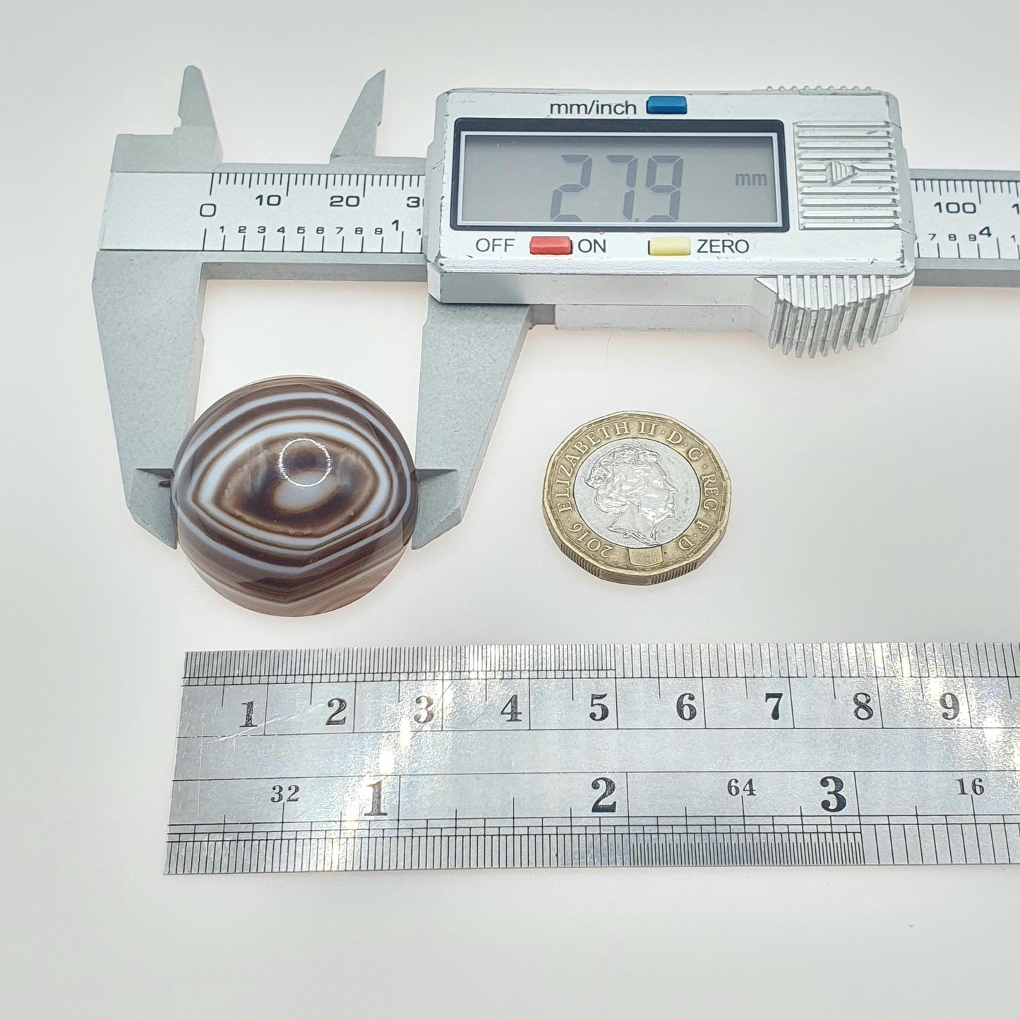 Antique Victorian Banded Agate Brooch Striped Quartz Brown and White Large Cabochon Unisex Jewelry Womens Ladies Jewellery