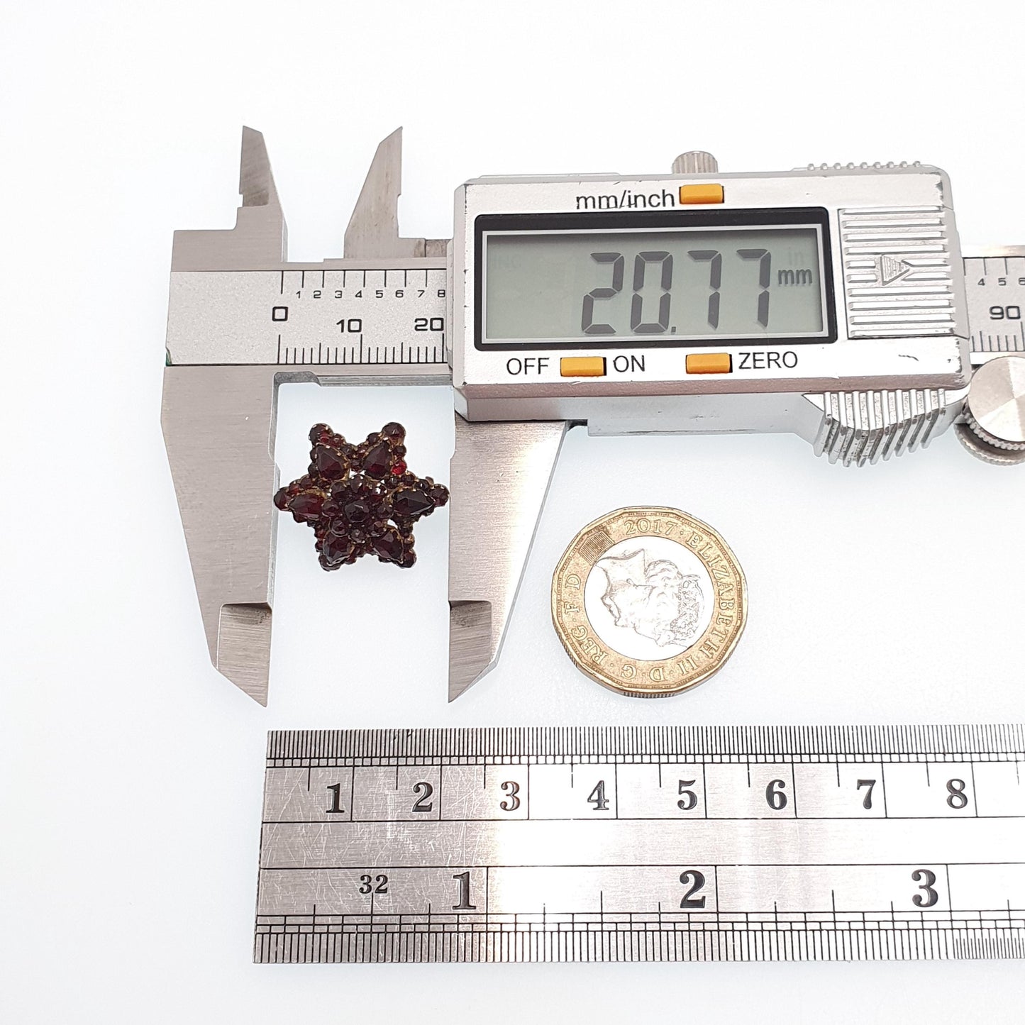 Antique Victorian Bohemian Garnet Star Brooch Pin Starburst Rolled Gold Renaissance Revival 1800s Pyrope Vintage Womens Jewelry Jewellery