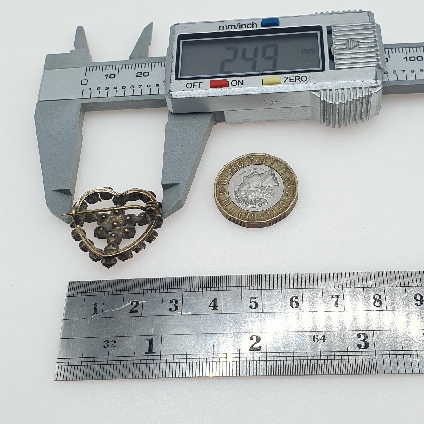 Antique Victorian Diamond Paste Heart Brooch Pin Gold Tone Base Metal Gift Love Womens Mens Unisex Jewellery Jewelry