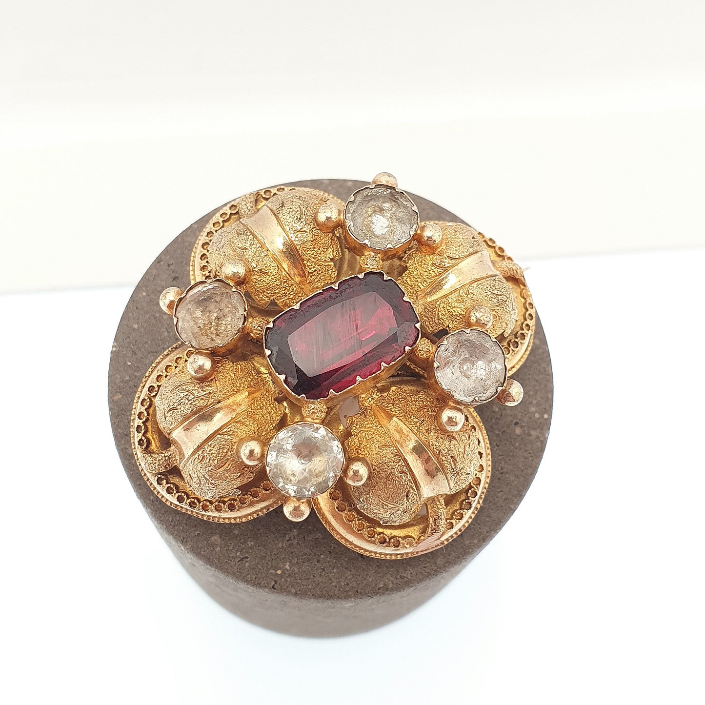 Antique Georgian 15ct Gold Garnet Brooch White Quartz Pin Solid 15kt 625 Etruscan Foiled Gemstones Vintage
