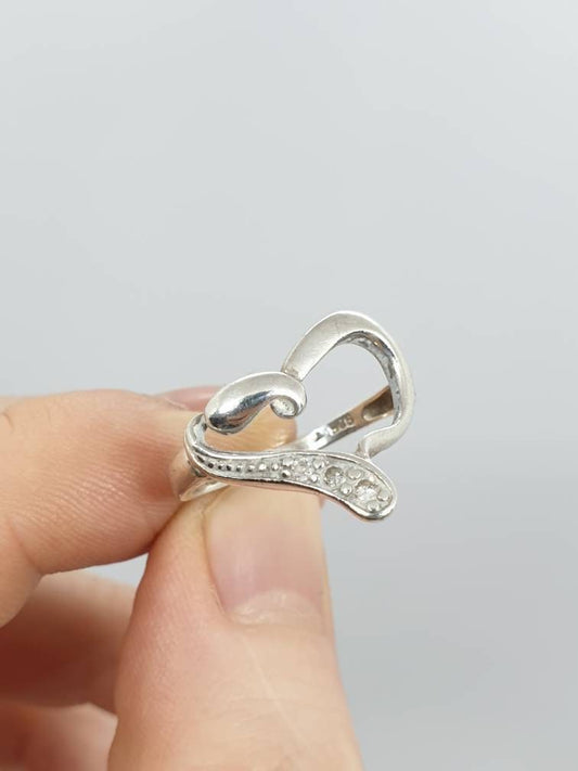 Modernist Sterling Silver CZ Heart Shape Ring Cubic Zirconia Solid 925 Contemporary Sparkly Womens Jewelry Retro Jewellery UKN US6.75