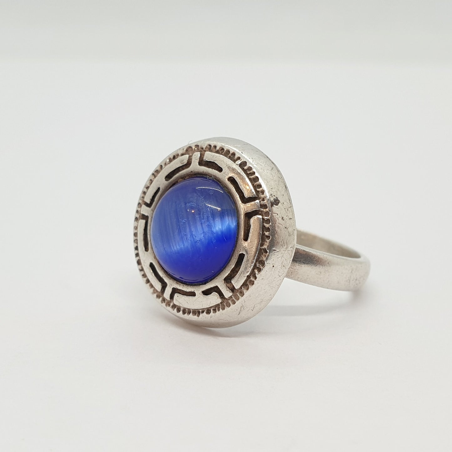 Vintage Sterling Silver Ring Blue Faux Moonstone Cats Eye Greek Key Pattern Large Big Circle Womens Ladies Jewelry Jewellery UKM.5 US6.75