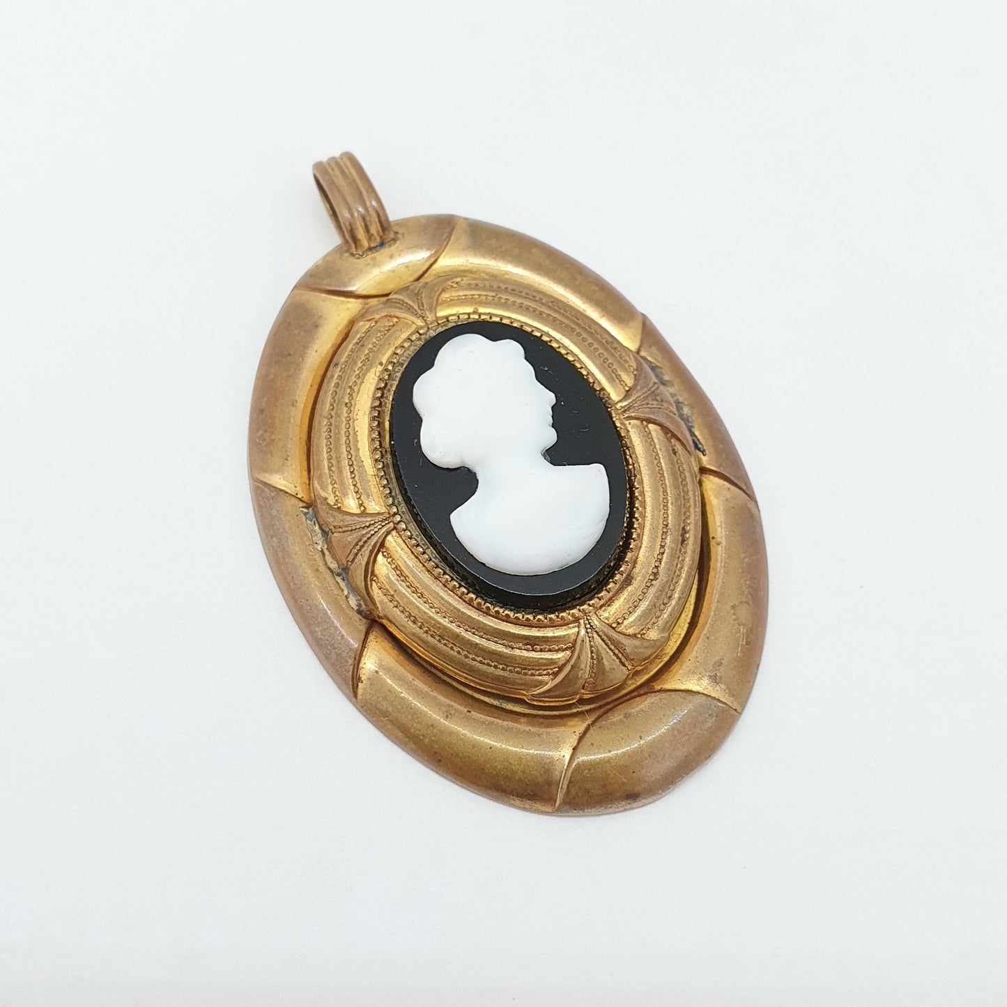 Antique Victorian Faux Agate Cameo Necklace Pendant Gold Gilt Very Large Big Chunky Plate Onyx Oval Womens 1800s Jewelry Vintage Jewellery