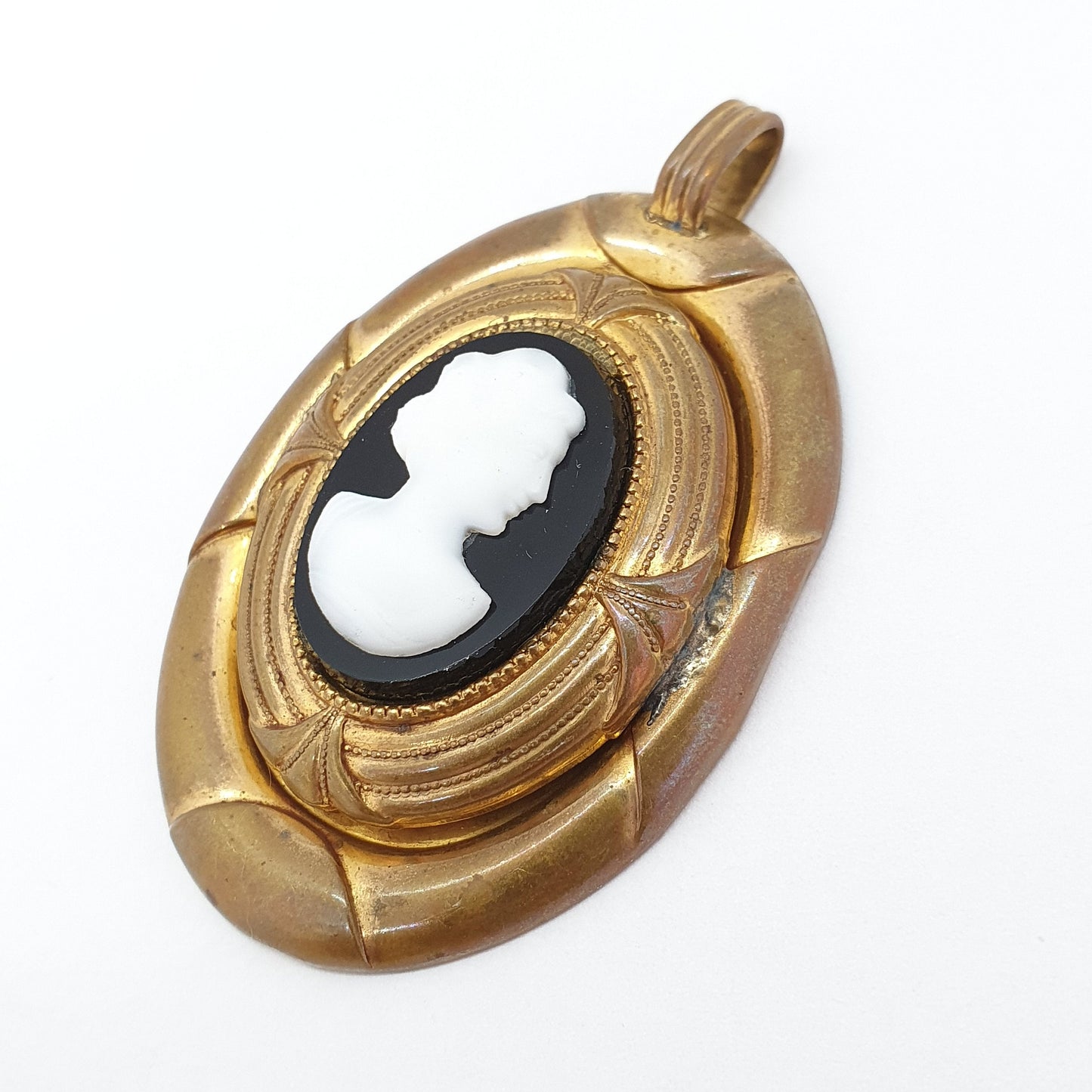 Antique Victorian Faux Agate Cameo Necklace Pendant Gold Gilt Very Large Big Chunky Plate Onyx Oval Womens 1800s Jewelry Vintage Jewellery