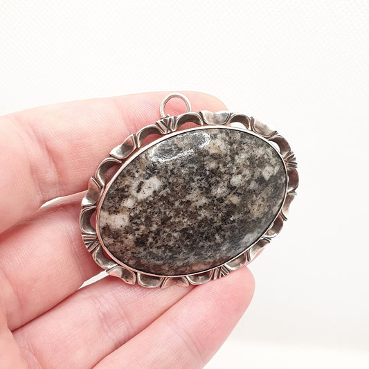 Antique Victorian Solid Silver Scottish Granite Brooch Pin Scottish Large Big Quartz Feldspar Decoration Vintage 1800s Womens Jewelry Jewellery