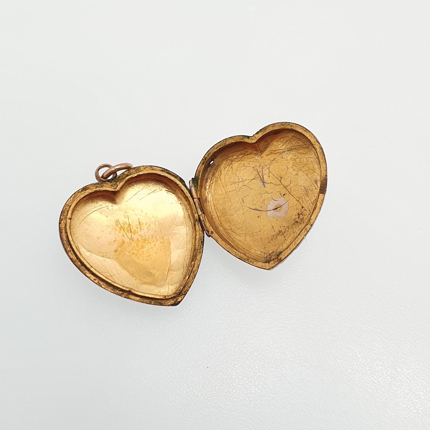 Antique Victorian 9ct Gold Heart Locket Engraved Back and Front Solid 9k 375 Pendant Fine Estate Love Necklace Jewelry Womens Jewellery