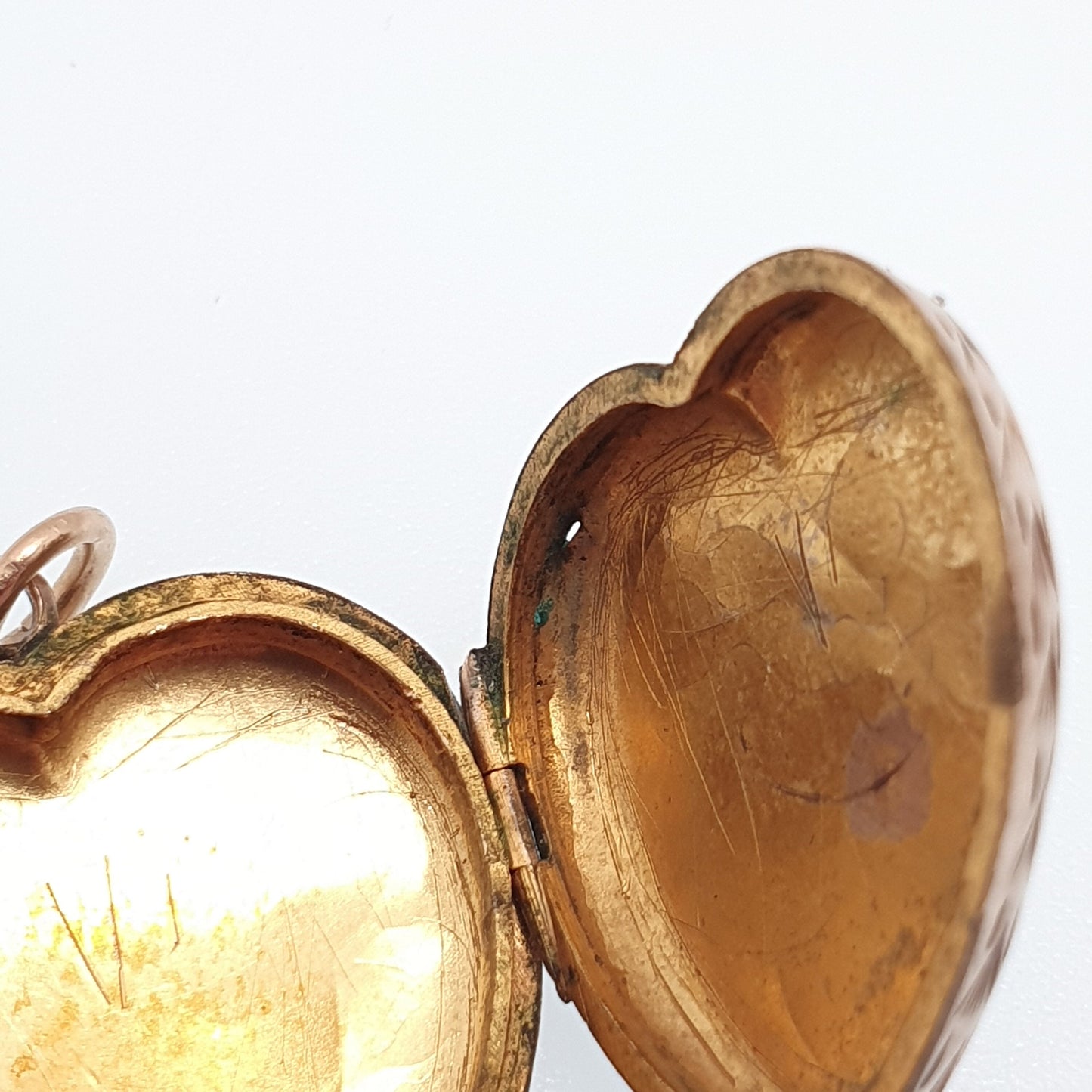 Antique Victorian 9ct Gold Heart Locket Engraved Back and Front Solid 9k 375 Pendant Fine Estate Love Necklace Jewelry Womens Jewellery