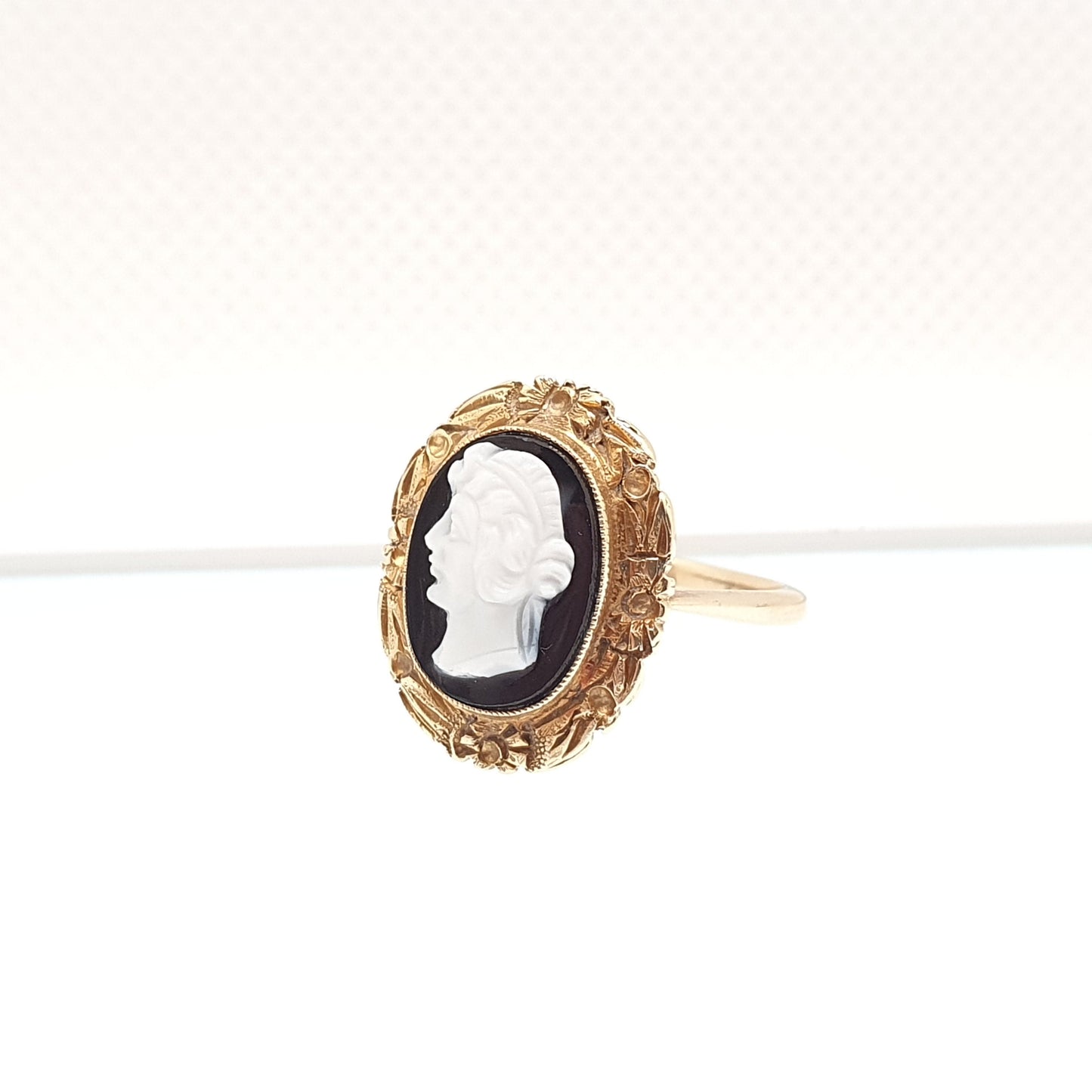 Antique 15ct Gold Agate Cameo Ring Victorian Hardstone Onyx Quartz Solid 625 15 Carat Gemstone Signet Black Vintage Women Jewelry Jewellery