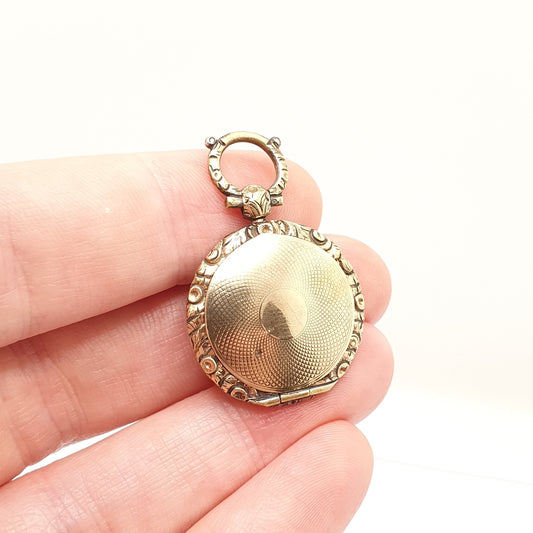 Antique Rolled Gold Victorian Locket Pendant Necklace Chased Border Pocket Watch Pinchbeck Vintage Gold Filled Womens Jewelry Jewellery