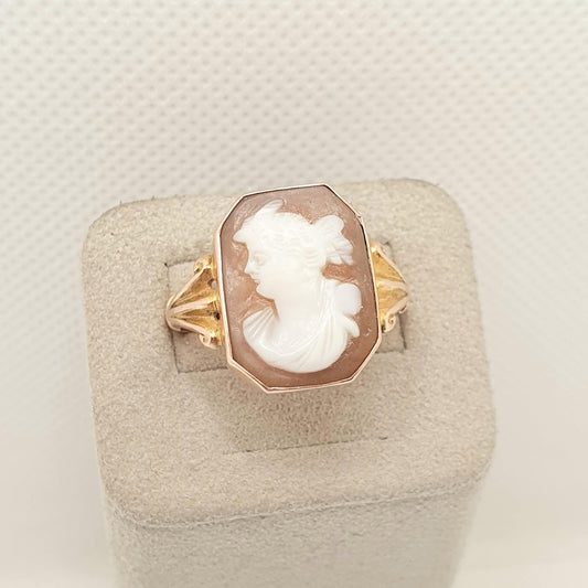 Antique 9ct Gold Cameo Ring 1917 Hallmark Solid 9k 375 Signet Rectangular Rose Gold Genuine Shell 1910s Vintage Women Jewelry Jewellery