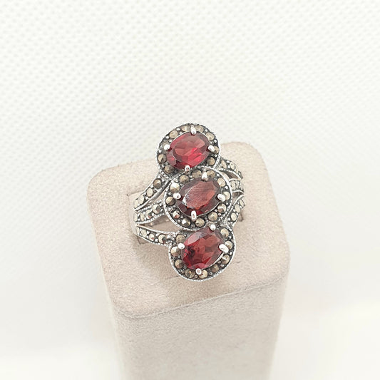 Vintage Sterling Silver Garnet Ring Marcasite Trilogy Twist Oval Cut Heavy Big Large Sparkly Solid 925 Red Womens Retro Jewelry Jewellery