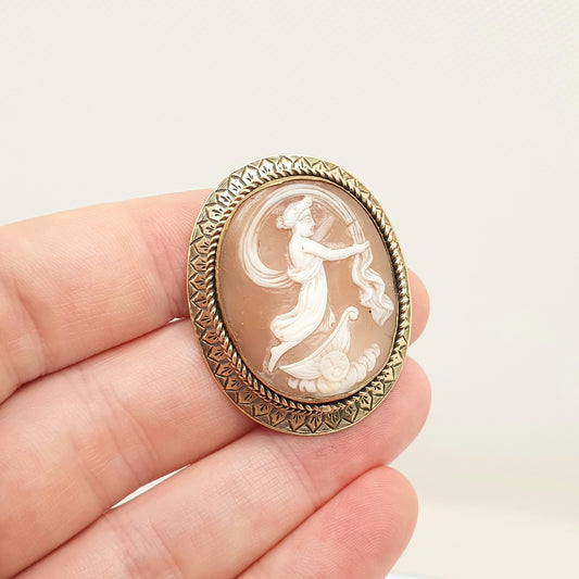 Antique Solid Silver Cameo Brooch Goddess Chariot Grace Victorian Gold Vermeil Gilt Frame Large Big Shell Unique Vintage Jewelry Jewellery