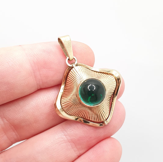 Vintage Rolled Gold Green Paste Necklace Pendant A*D Amerikaner 1970s Emerald Chrysoprase Style Swirl Gold Filled Womens Jewelry Jewellery