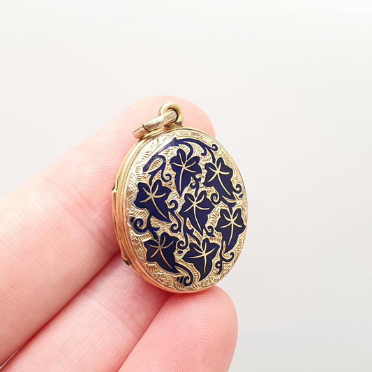 Antique Victorian 9ct 9k Gold Locket Blue Enamel Ivy Leaf Necklace Pendant Solid Back & Front Engraved Picture Womens Jewelry Jewellery