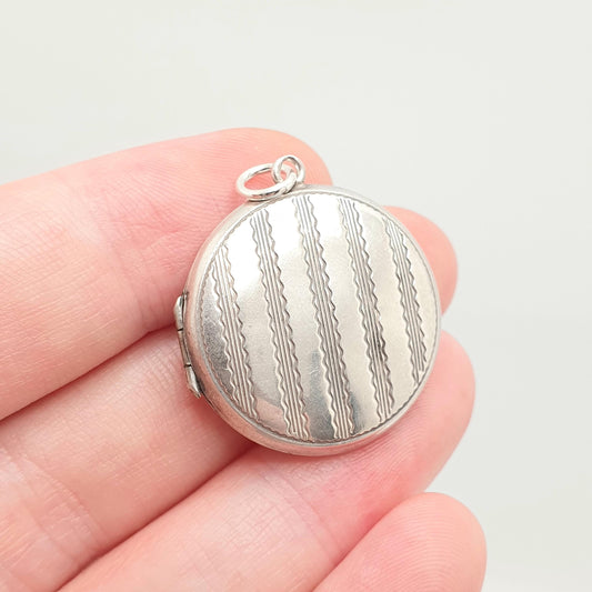 Antique Sterling Silver Locket Round Circle Art Deco 1920s Pendant Necklace Solid 925 Retro Picture Photo Jewelry Womens Ladies Jewellery