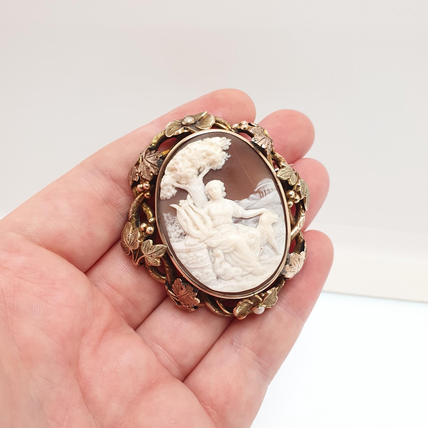 Antique Victorian 9ct Gold Cameo Brooch Lady Lyre Tree Dog Solid 9k 375 Grapevine Border Seed Pearl High Relief Carved Shell Vintage Jewelry