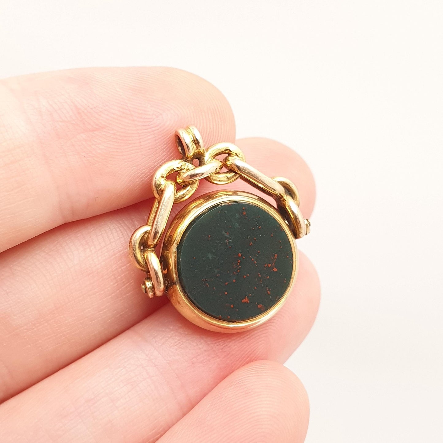 Antique 9ct Gold Cased Bloodstone Spinner Fob Pendant Victorian Cable Link Carnelian Necklace Albert Vintage Womens Jewellery Jewelry