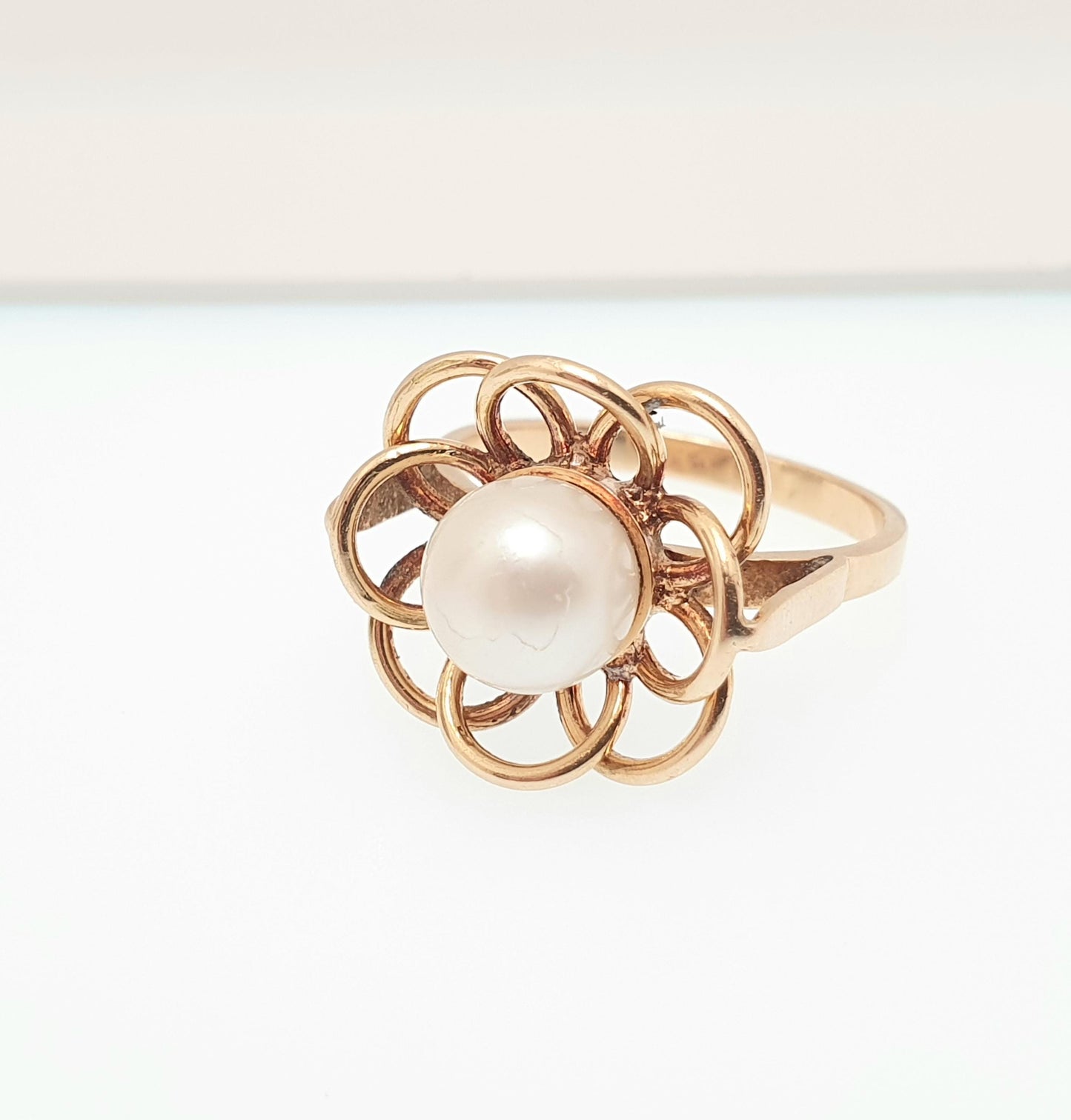 Old Vintage 18ct Gold Pearl Ring Flower Style Setting Solid 18k 750 Genuine Real Solitaire Large Pearl Cream Lustre Womens Jewellery Jewelry