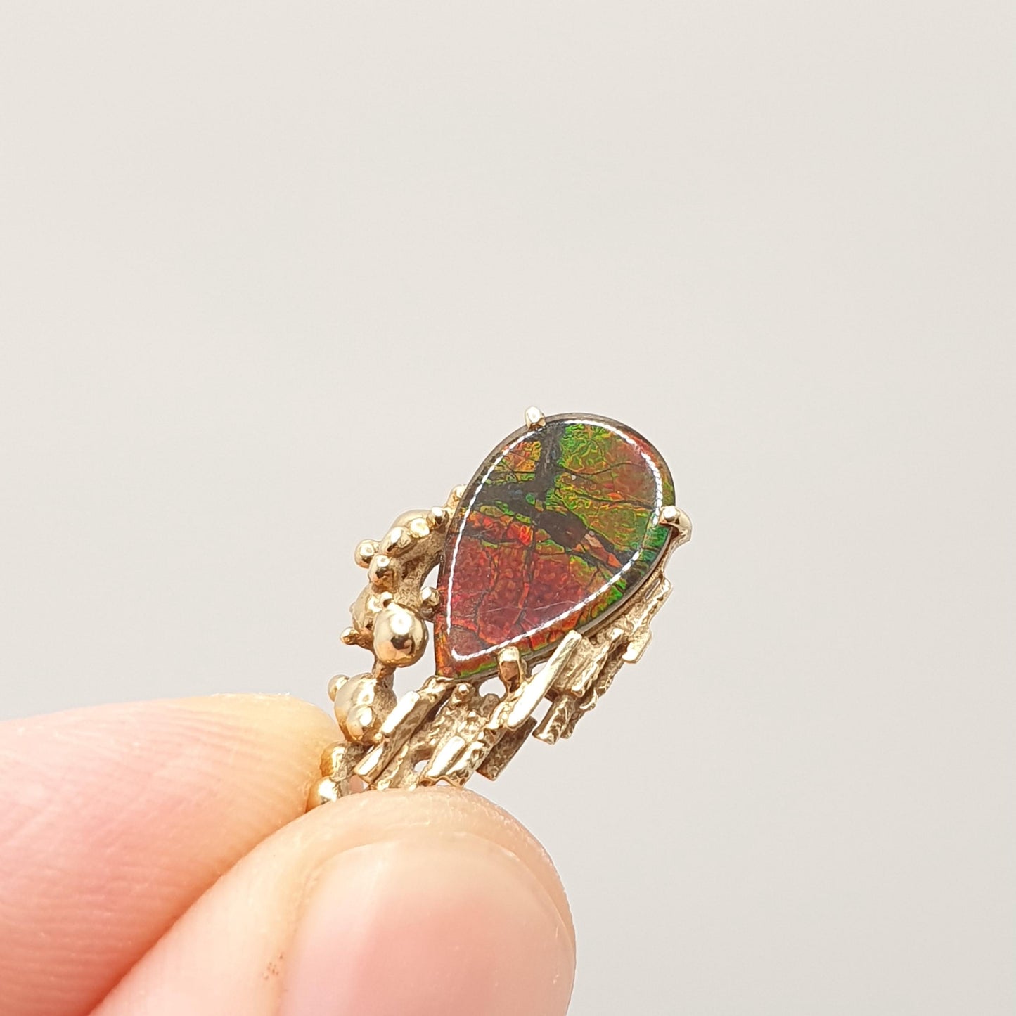 Vintage 14k Ammolite Pendant Necklace Solid 14kt 585 Ammonite Opal Like Iridescent Brutalist Sea Shell Doublet Gemstone Jewelry Jewellery