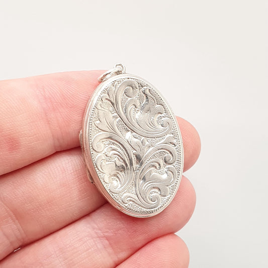 GEORG JENSEN Vintage Sterling Silver Locket Necklace Pendant Retro Oval Flower Engraved Hallmark Cute Picture Photo Womens Jewelry Jewellery
