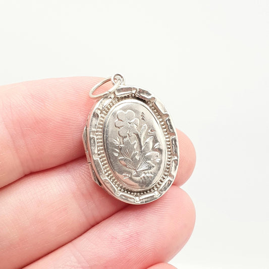 Antique Sterling Silver Victorian Locket 1896 Hallmark Oval Small Cute Necklace Vintage Pendant Geometric Photo Womens Jewelry Jewellery