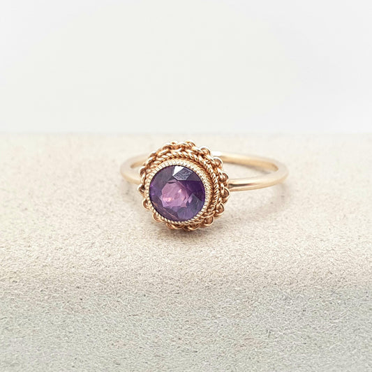Vintage 9ct 375 Gold Amethyst Ring Round Cut Solid 9k 1983 Hallmark Deep Purple Soliatire Gemstone Genuine Real Womens Jewellery Jewelry