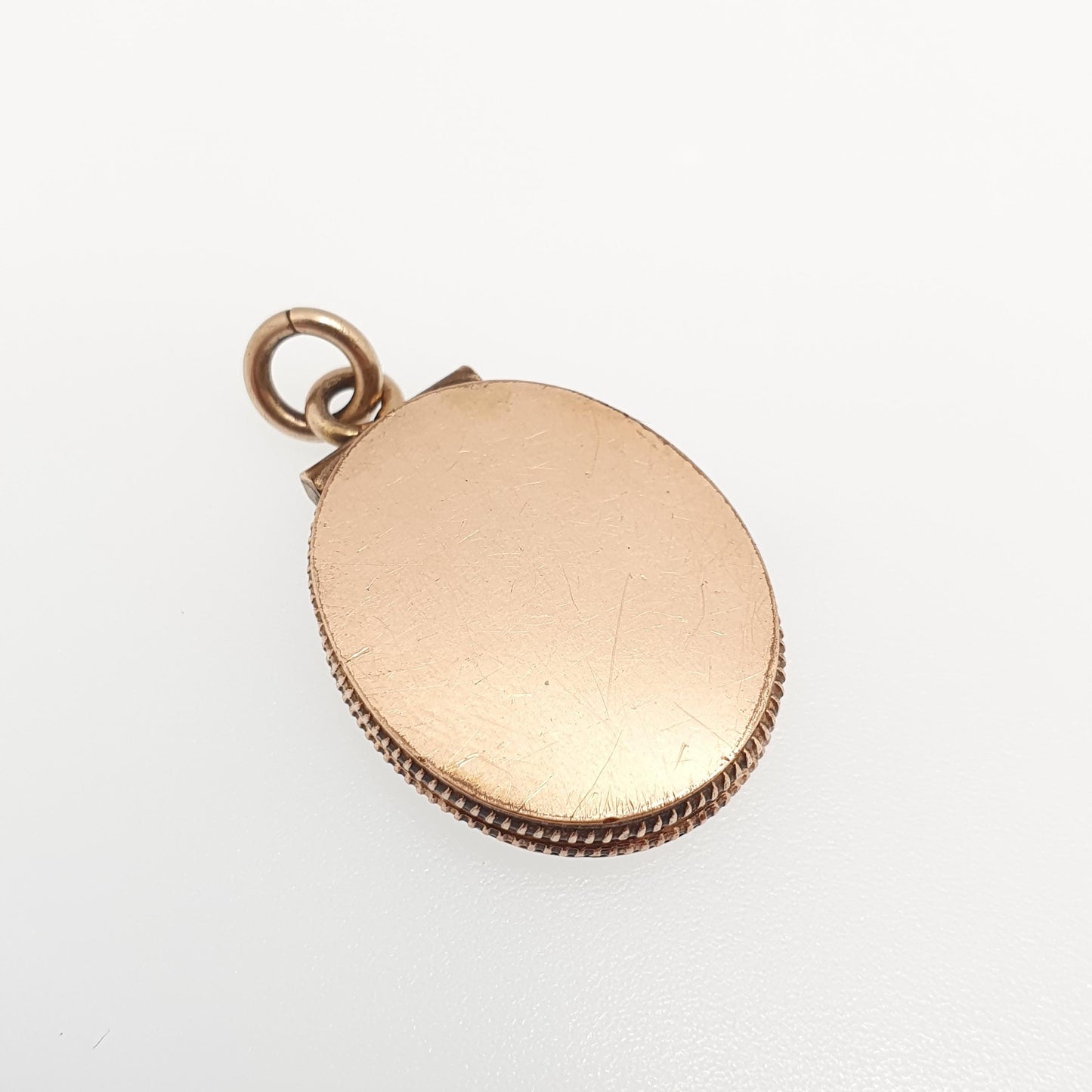 Antique Rolled Gold Locket Necklace Pendant Victorian Oval Shape Style Rose Gold Filled Engraved Vintage Picture Photo Jewellery Jewelry