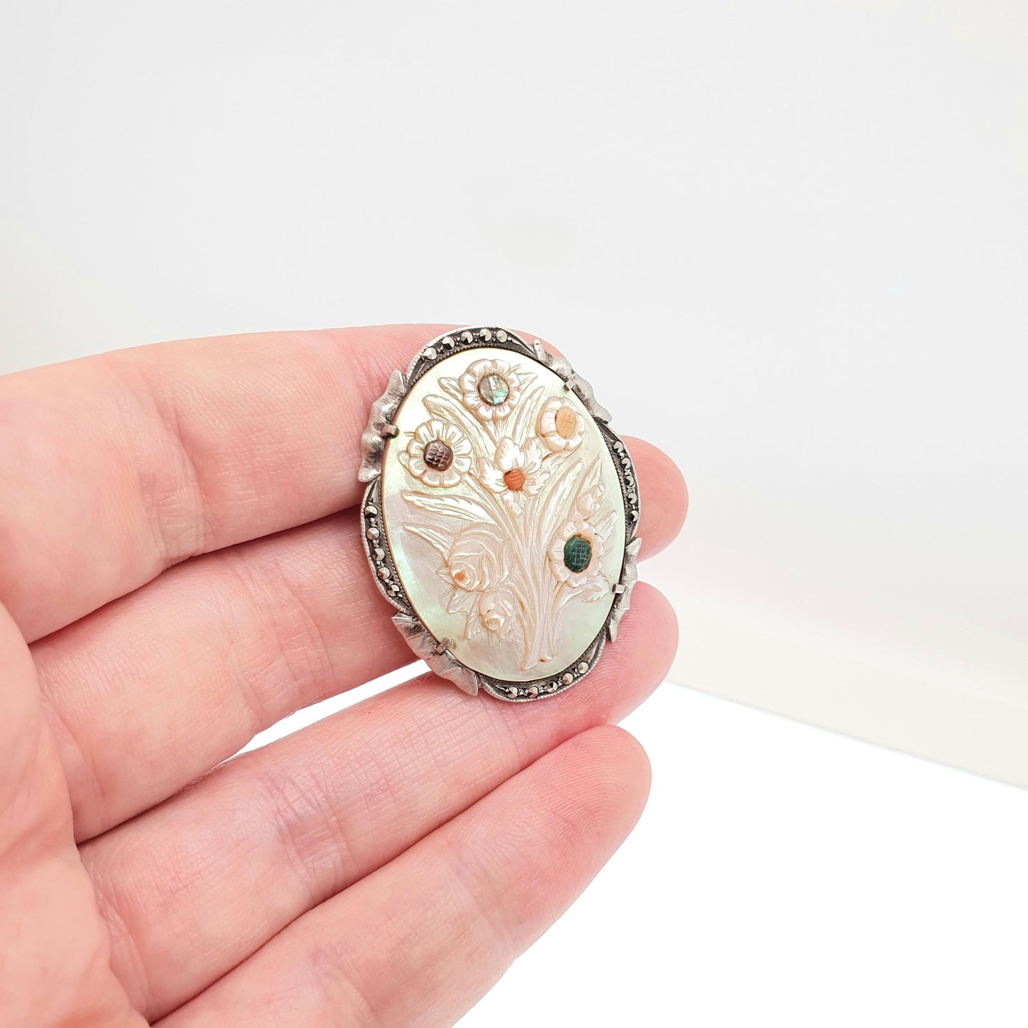 Antique Solid Silver Cameo Brooch Mother of Pearl Multi Coloured Shell Art Deco Marcasite Flower Large Rare IWhite Womens Jewelry Jewellery