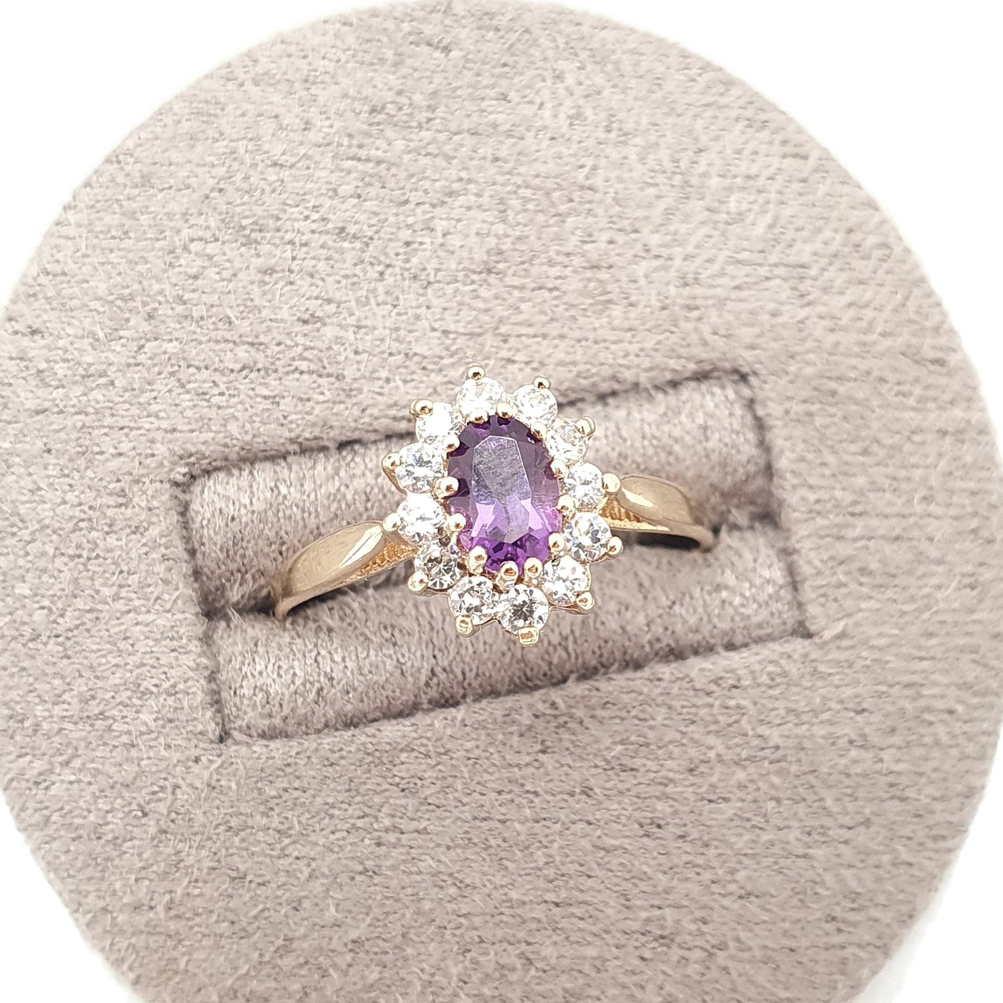 Vintage 9k 9ct Gold Amethyst Ring Oval Cut Solid 375 CZ Halo Cluster Purple Gemstone Quartz Hallmarked Retro Gift Womens Jewellery Jewelry