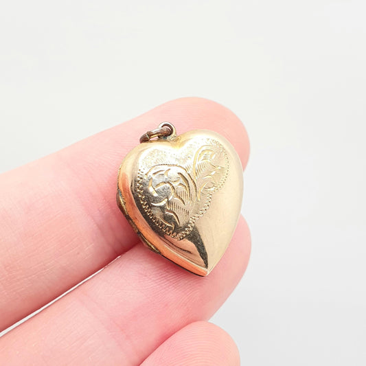 Antique 9ct Gold Heart Locket Cute Engraved Solid 9k 375 Pendant Fine Estate Love Gift Back & Front Necklace Retro Jewelry Womens Jewellery