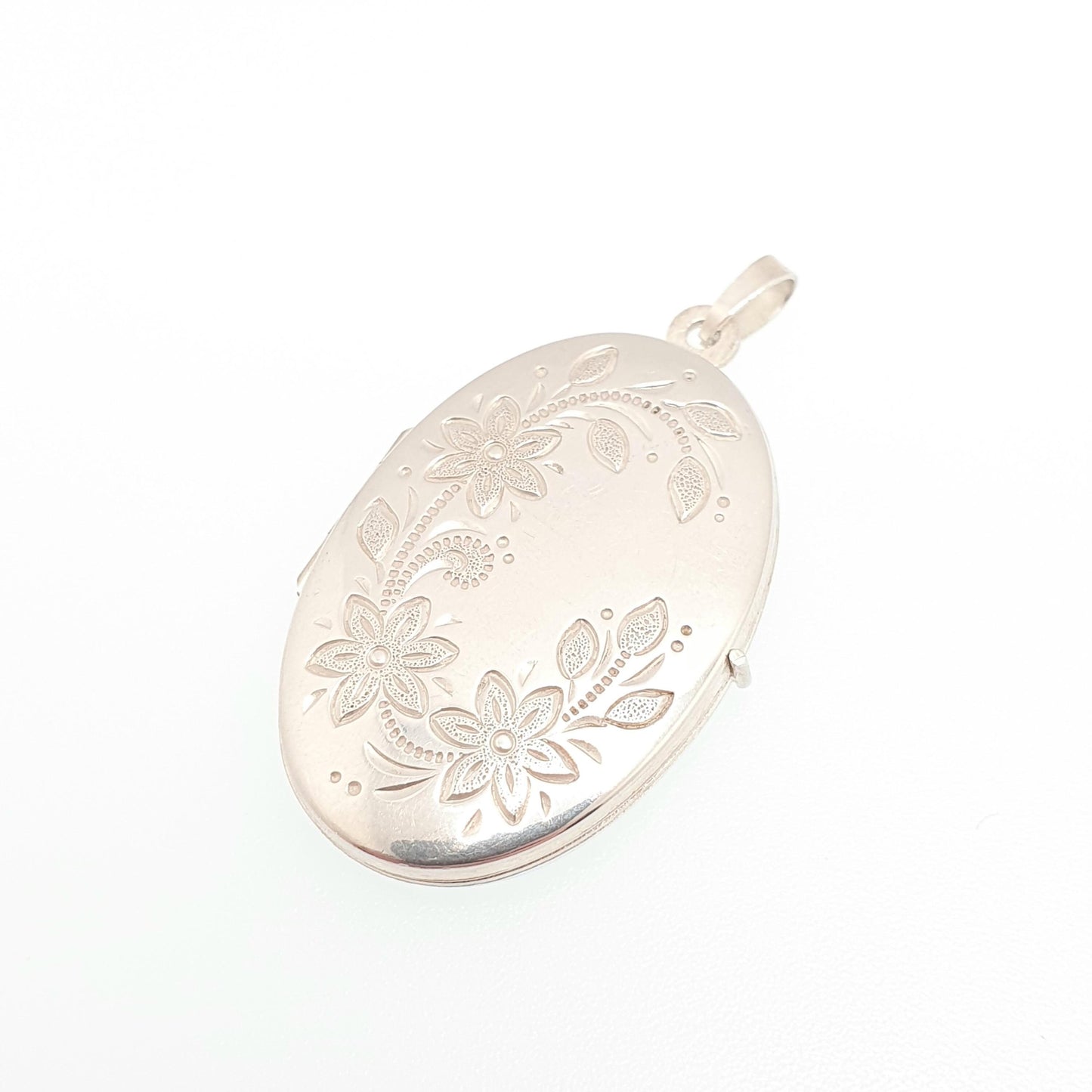 Vintage Sterling Silver Locket Oval Pendant Necklace Large Big Embossed Retro Fine Solid 925 Floral Flower Jewelry Womens Jewellery