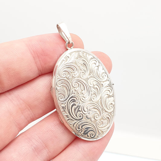 Vintage Sterling Silver Large Locket Pendant Necklace Embossed Scroll Huge Big Oval Andreas Daub Solid 925 Retro Jewelry Womens Jewellery
