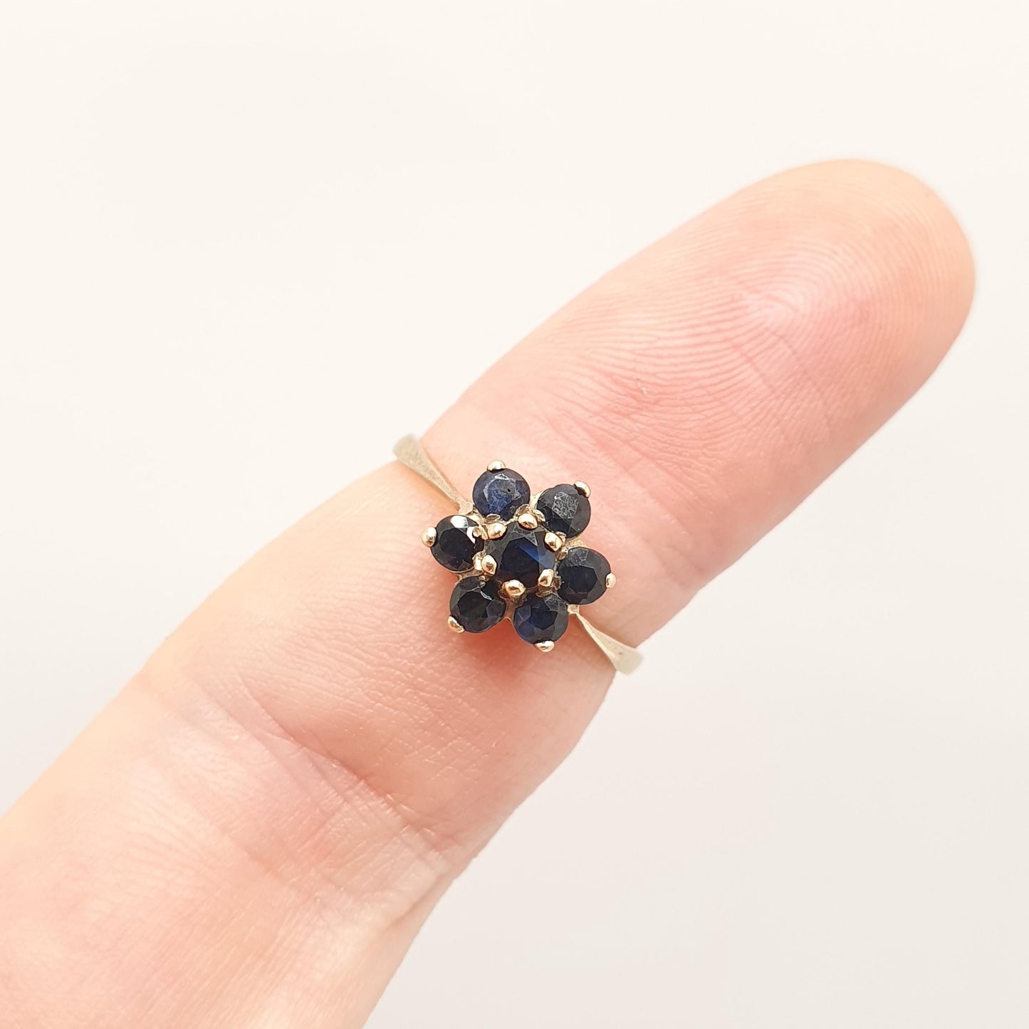 Vintage Sapphire Gold Ring Solid 9ct 9k 375 9kt Cluster Genuine Real Sapphires Gemstone Fine Estate Flower Shape Womens Jewelry Jewellery