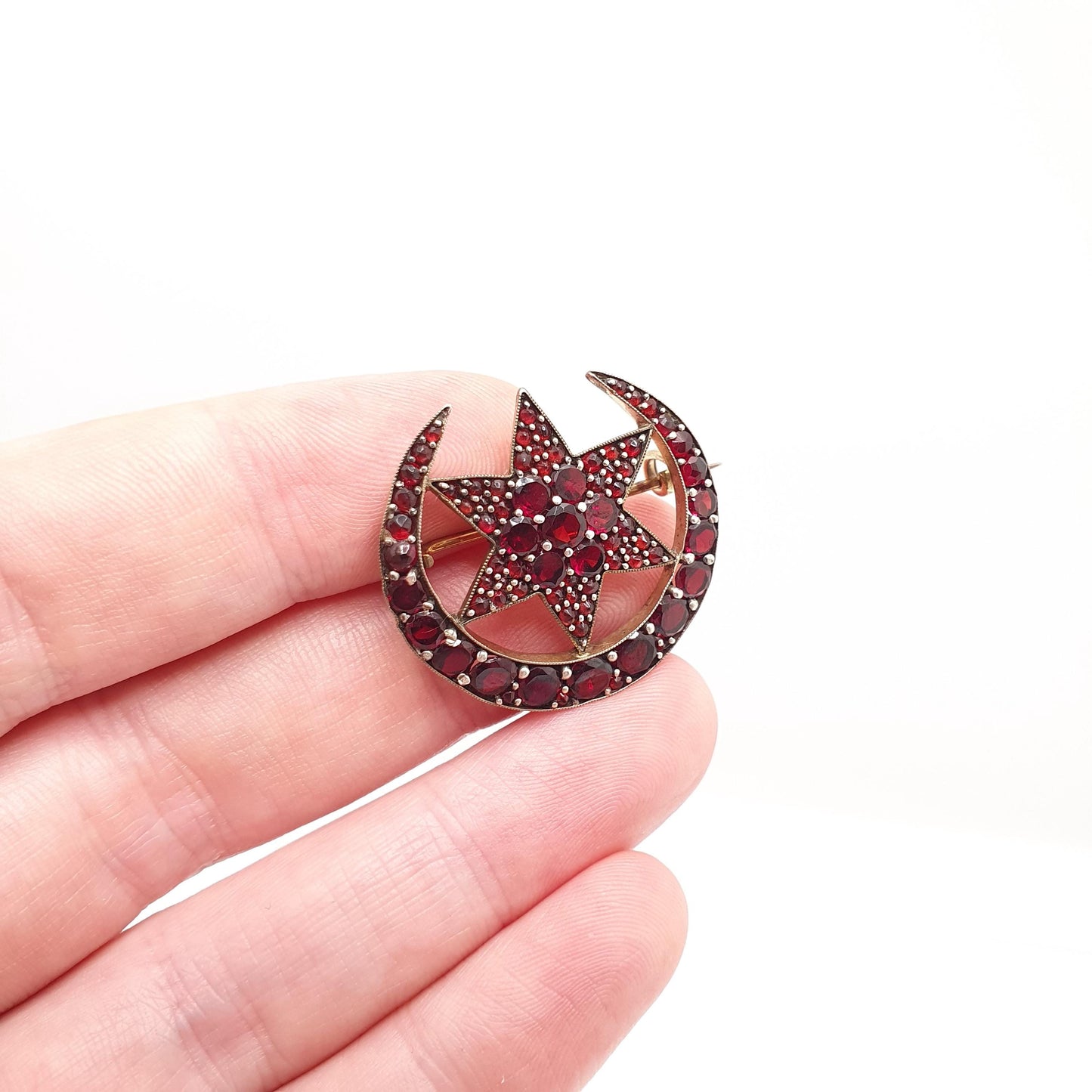 Antique Victorian Bohemian Garnet Star Brooch Crescent Moon Starburst Rolled Gold Renaissance Revival Pyrope Vintage Jewelry Jewellery