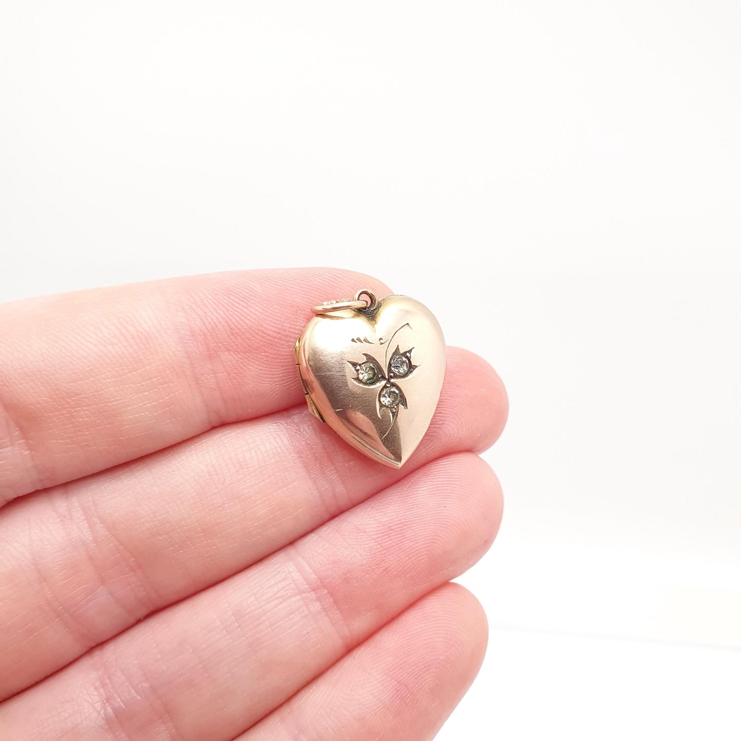 Antique 9ct 9k Gold Heart Locket Diamond Paste Victorian Clover Leaf Solid 375 Rose Pendant Back Front Small Photo Vintage Jewelry Jewellery