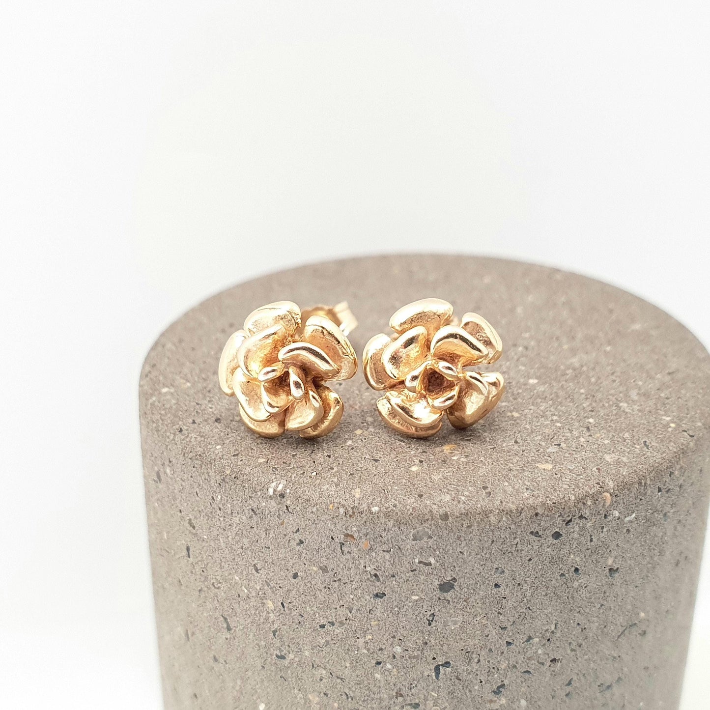 Vintage 9ct 9k Gold Flower Earrings Stud 3D Flowers Floral Solid 375 9kt All Gold Italian Italy Cute Yellow Gift Womens Jewelry Jewellery