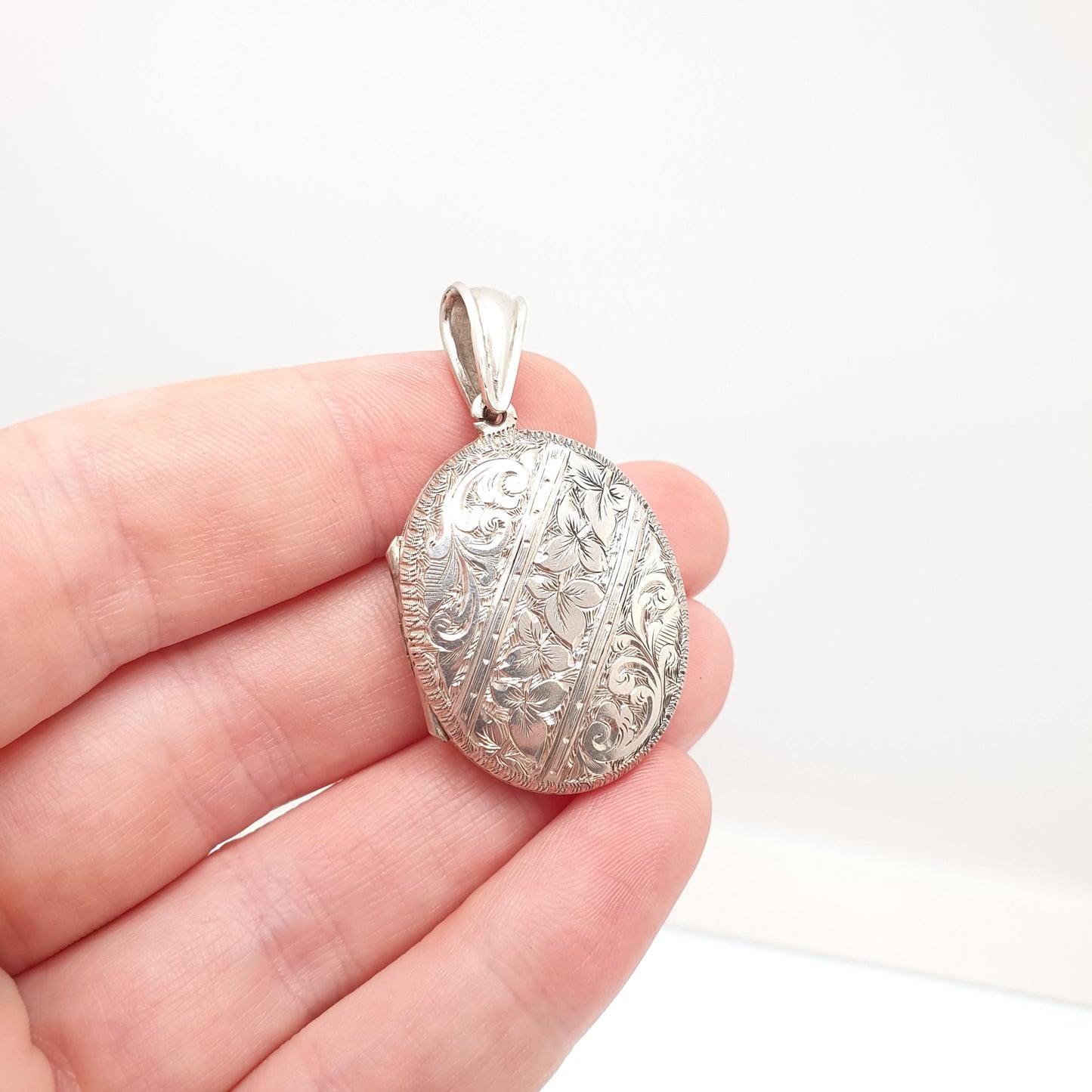 Antique Victorian Solid Silver Locket Star Buckle Hand Engraved Oval Pendant Necklace Sweet Gift Large Big Womens Jewelry Vintage Jewellery