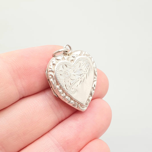 Antique Sterling Silver Heart Locket Necklace Pendant Embossed Picture Photo Engraved Love Gift 1910s Womens Jewelry Jewellery Vintage