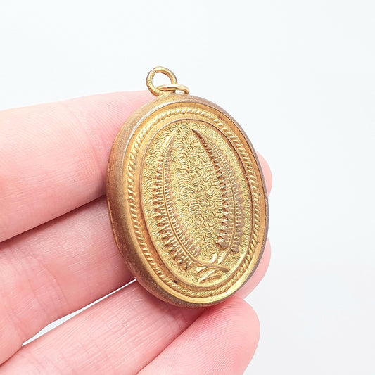 Antique Victorian Gold Gilt Locket Large Big Embossed Fern Photo Necklace Pendant Oval Vintage 1800s Picture Womens Jewellery Jewelry
